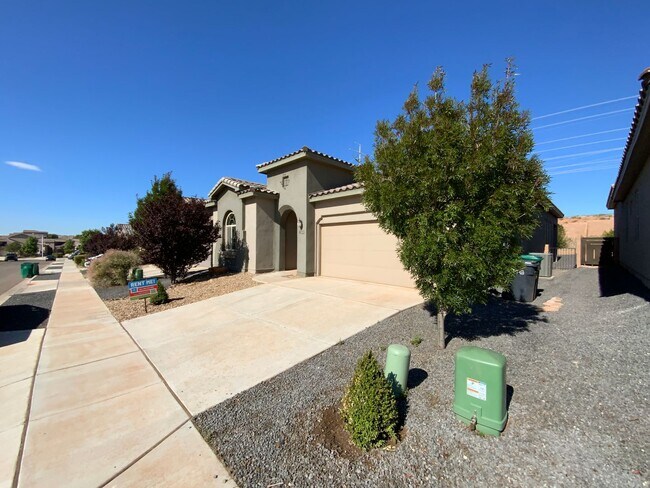 4133 Mountain Trail Loop NE in Rio Rancho, NM - Building Photo - Building Photo