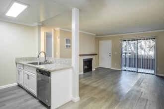 Bay Timbers Apartments in Costa Mesa, CA - Building Photo - Interior Photo