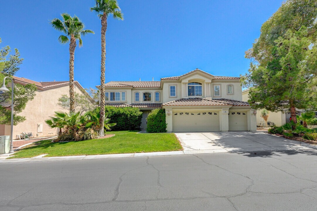89 Dollar Pointe Ave in Las Vegas, NV - Building Photo