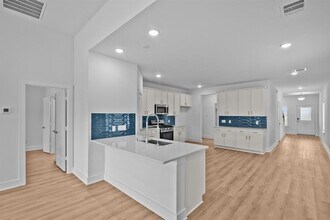 31915 Splendor Dr in Fulshear, TX - Building Photo - Building Photo