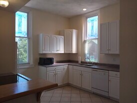 532 Pine St, Unit 1 in Hollidaysburg, PA - Building Photo