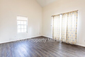 115 Greenwich Ct in Charlottesville, VA - Building Photo - Building Photo