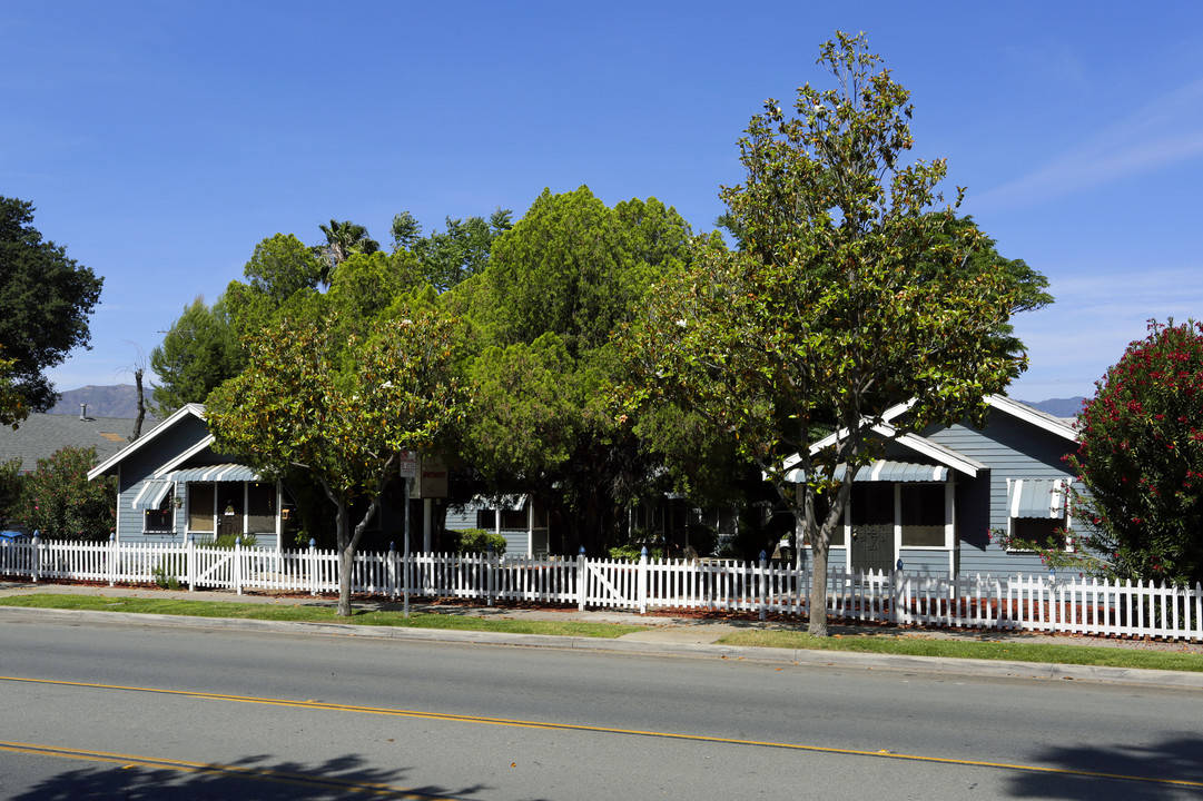 313-317 N Main St in Lake Elsinore, CA - Building Photo