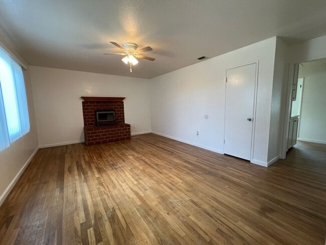 4533 Manitou Way in San Diego, CA - Building Photo - Building Photo