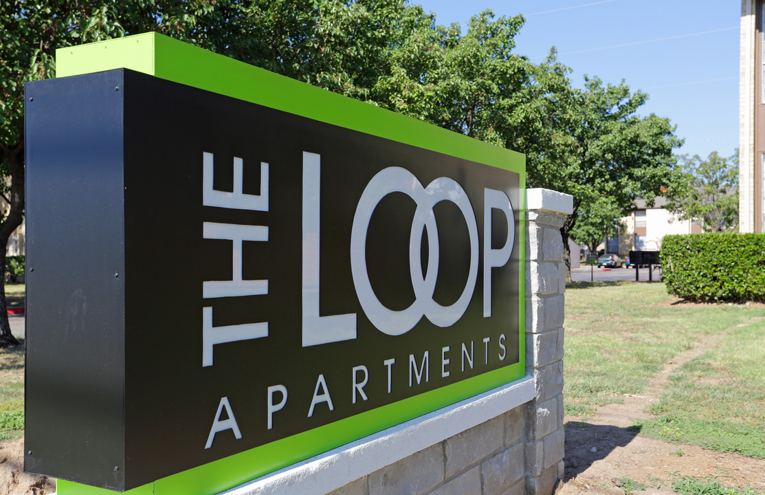 The Loop in Denton, TX - Building Photo