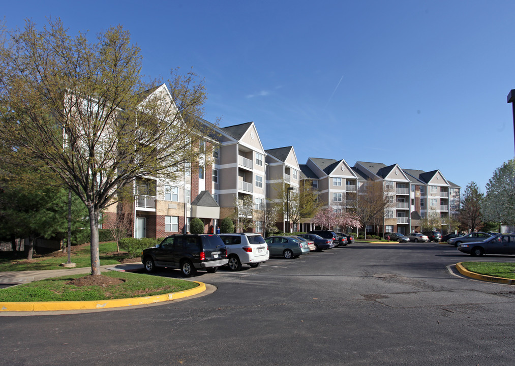 Acclaim at Lake Largo in Largo, MD - Foto de edificio