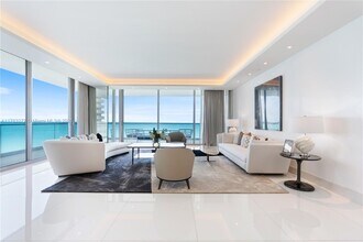 10203 Collins Ave in Bal Harbour, FL - Building Photo - Building Photo
