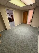 915 Corbet St, Unit 331 School Alley in Tarentum, PA - Foto de edificio - Building Photo