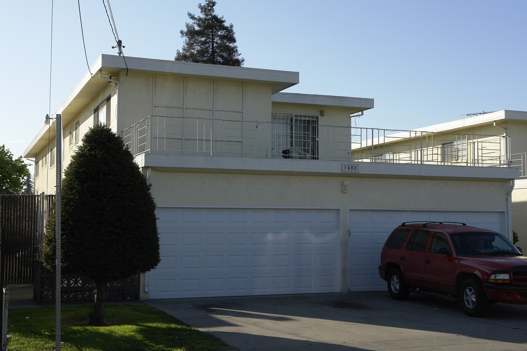 1480 165th Ave in San Leandro, CA - Foto de edificio