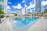 951 Brickell Ave, Unit # 1106 in Miami, FL - Foto de edificio - Building Photo