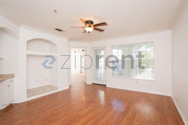 property at 3591 Kernan Blvd S