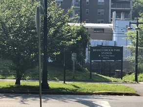 Forest Hill Terrace in Newark, NJ - Building Photo - Building Photo