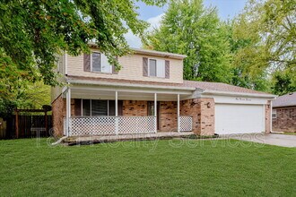 11313 Wolf Ln in Indianapolis, IN - Building Photo - Building Photo