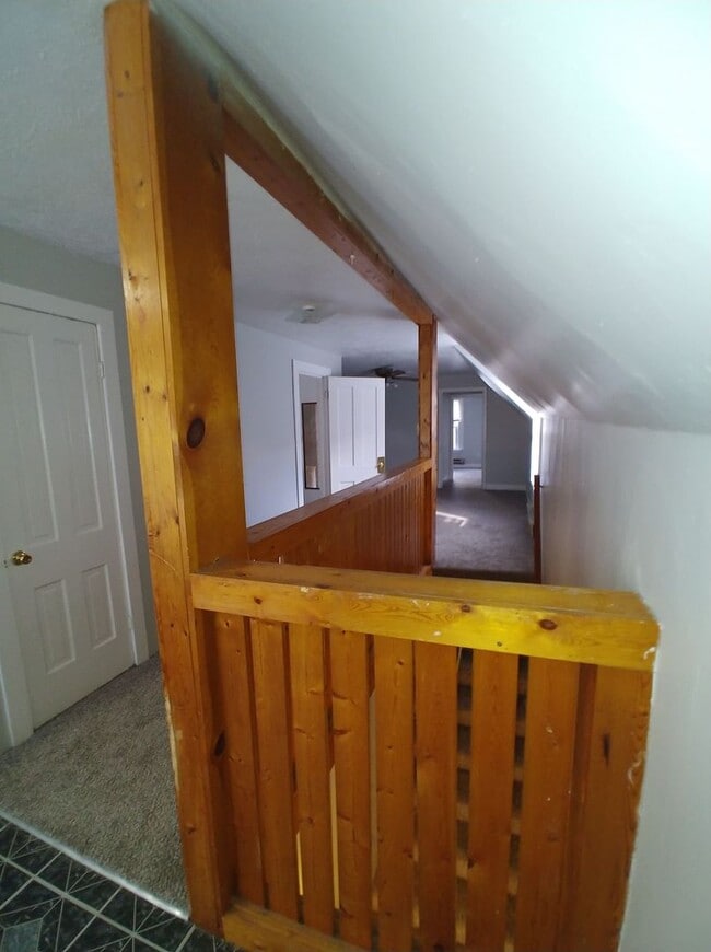 308 N 11th St, Unit 312 1/2 in Lafayette, IN - Building Photo - Building Photo