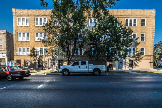 400-08 S Laramie Ave in Chicago, IL - Building Photo - Building Photo