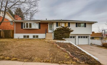3634 Alpine Pl in Colorado Springs, CO - Building Photo - Building Photo