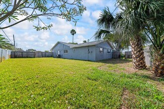 484 Greenway Ave in Satellite Beach, FL - Building Photo - Building Photo