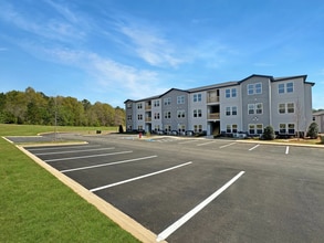 OLD Platform Warner Robbins- Do not use in Warner Robins, GA - Foto de edificio - Building Photo