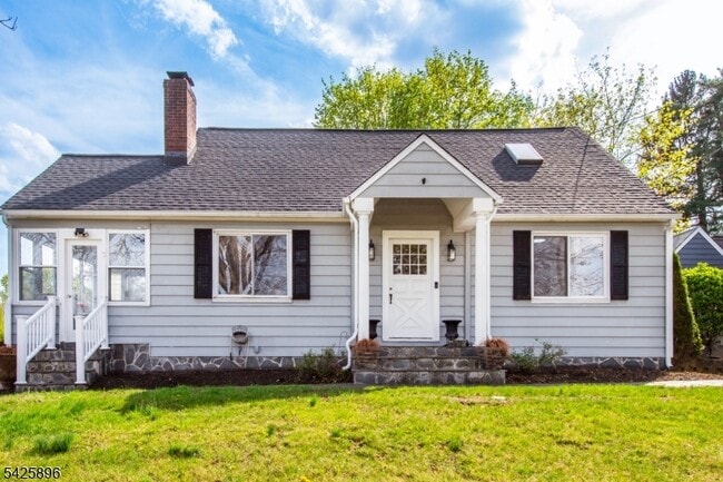 305 Quaker Church Rd in Randolph, NJ - Building Photo - Building Photo