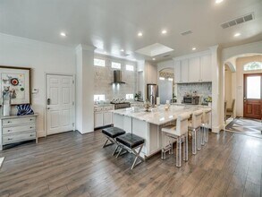 6702 Oriole Dr in Dallas, TX - Building Photo - Building Photo