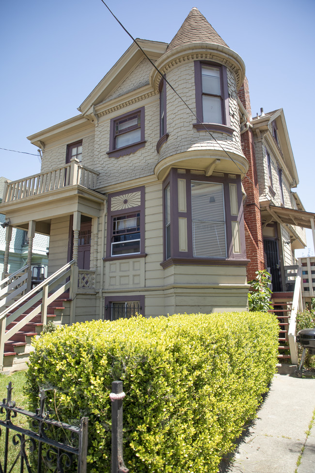 812 6th Ave in Oakland, CA - Foto de edificio - Building Photo