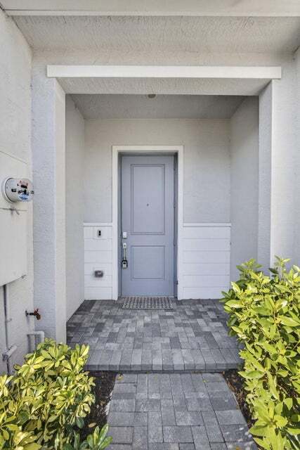 846 SE Grovebush Ln in Port St. Lucie, FL - Building Photo - Building Photo