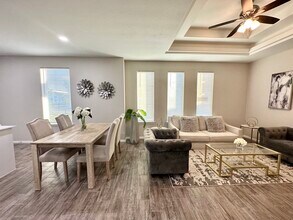 630 Dawson Rd, Unit 4-D in Mercedes, TX - Building Photo - Building Photo