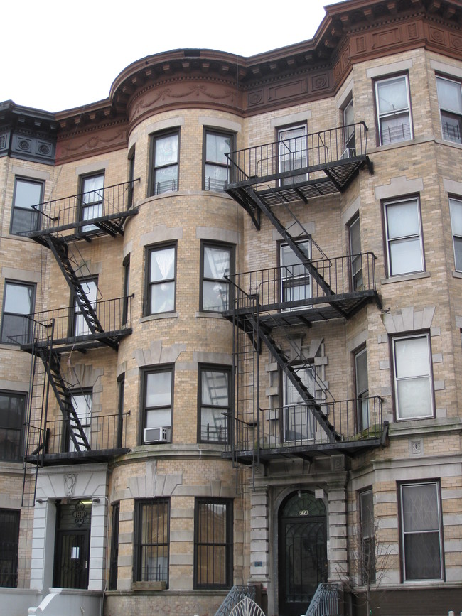 780 Prospect Pl in Brooklyn, NY - Foto de edificio - Building Photo