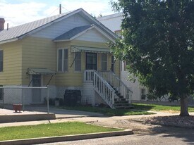 335 S Park St in Casper, WY - Building Photo
