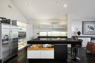 57 Lydia Dr in Guttenberg, NJ - Building Photo - Building Photo