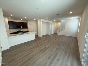 2766 Piazza Madama St in Henderson, NV - Building Photo - Building Photo