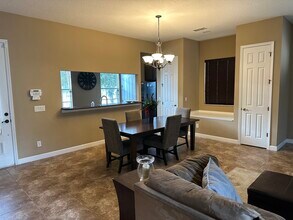 1543 Fairview Cir in Reunion, FL - Building Photo - Building Photo