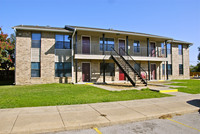 Briarwood Apartments in Kaufman, TX - Foto de edificio - Building Photo