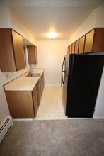 3071 Lois Dr in Anchorage, AK - Building Photo - Building Photo