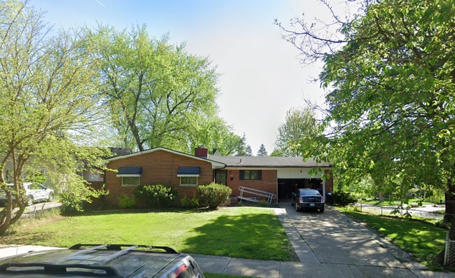 property at 11 W Ainsworth St