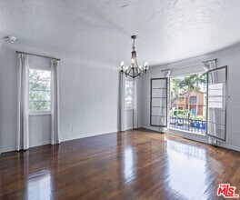 6413 W 6th St in Los Angeles, CA - Building Photo - Building Photo