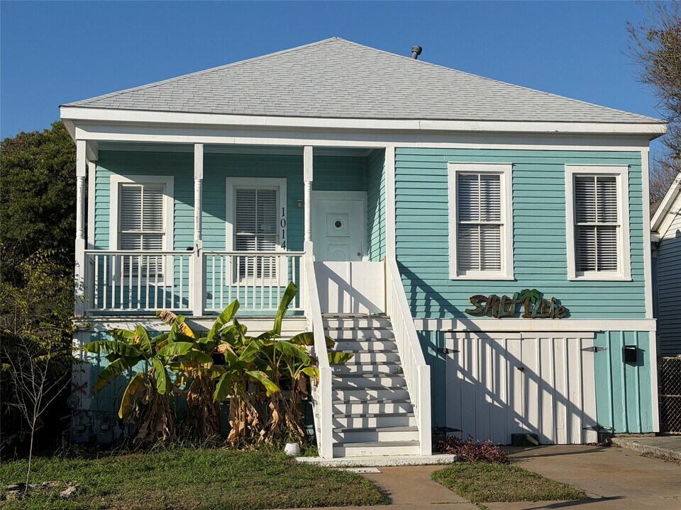 1014 Avenue M in Galveston, TX - Building Photo