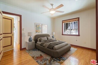 4385 Camellia Ave in Los Angeles, CA - Building Photo - Building Photo