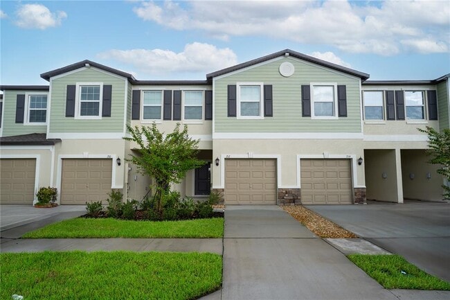 property at 212 27th St SE