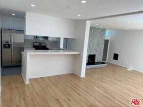 25 Privateer St in Marina Del Rey, CA - Building Photo - Building Photo