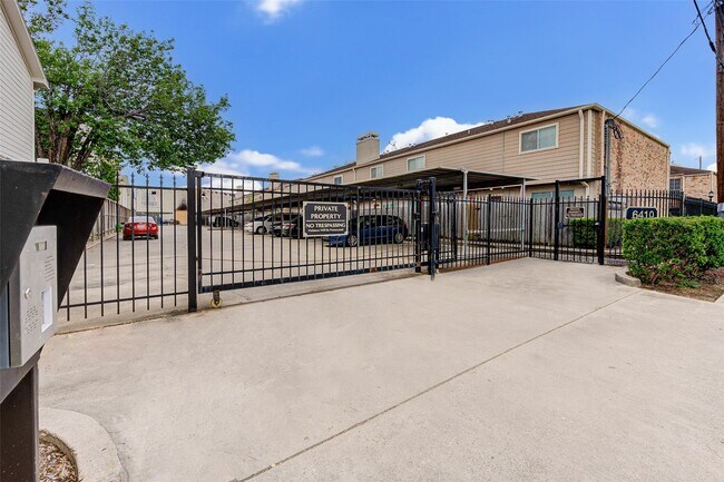 6406 Ferris Dr in Houston, TX - Building Photo - Building Photo