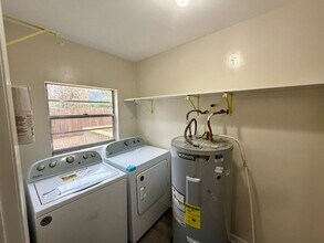 3505 NW 17th St in Gainesville, FL - Building Photo - Building Photo