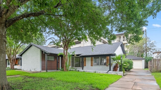 3835 Tartan Ln in Houston, TX - Building Photo - Building Photo