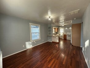 2218 Summit Ave in Everett, WA - Building Photo - Building Photo