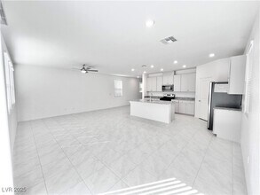 8986 Lucky Crest St in Enterprise, NV - Building Photo - Building Photo