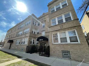 Harry Frank Building - 1938 W Lawrence Ave in Chicago, IL - Building Photo - Building Photo