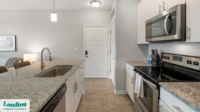 2300 Tapestry Park Dr in Land O Lakes, FL - Building Photo - Building Photo