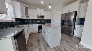 3623 Contimental Sq in Kernersville, NC - Building Photo - Building Photo