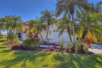 4998 Tamarack Trail in Venice, FL - Building Photo - Building Photo