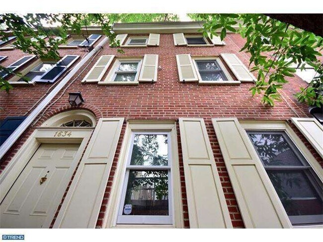 1634 Waverly St in Philadelphia, PA - Building Photo - Building Photo